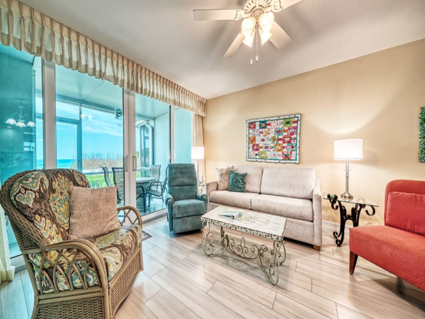 Charming Vacation Rental on Longboat Key. Call Today.